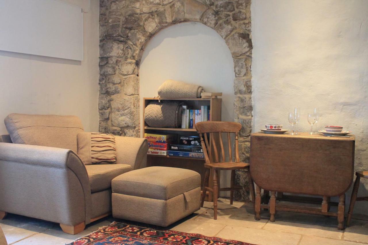 Snowdrop Cottage Глостър Екстериор снимка