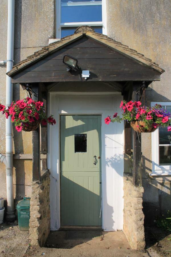 Snowdrop Cottage Глостър Екстериор снимка